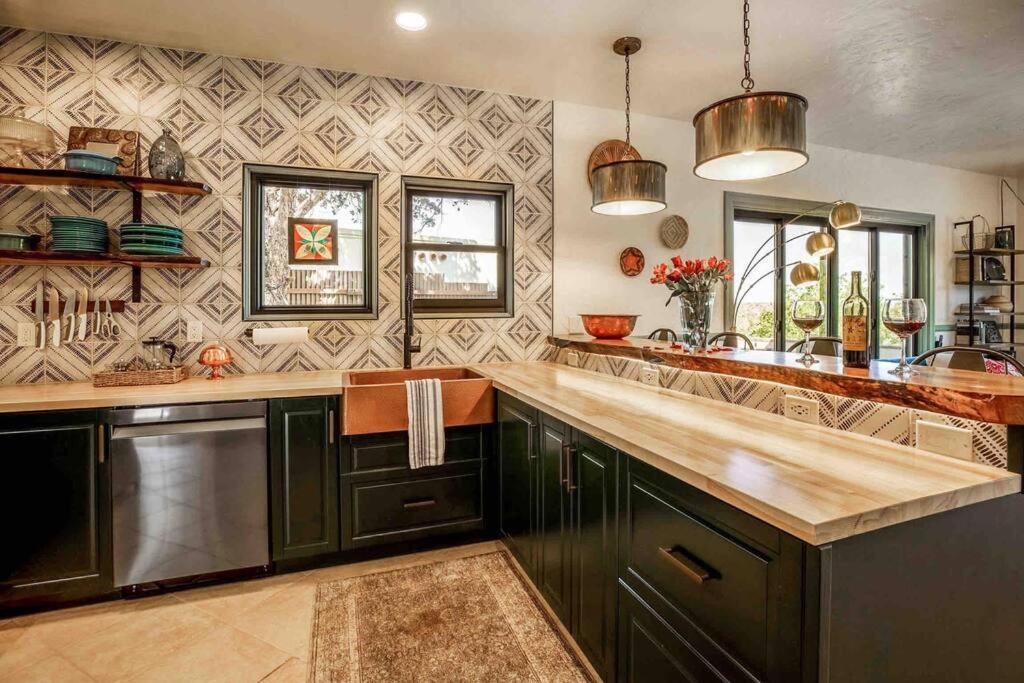 Quail Cottage Clarkdale-Renovated Historic Cottage Sedona Jerome Wineries المظهر الخارجي الصورة